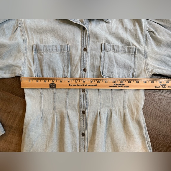 RISEN Light Denim Shirt Dress in Pale Blue Size Medium NWOT - Picture 10 of 13